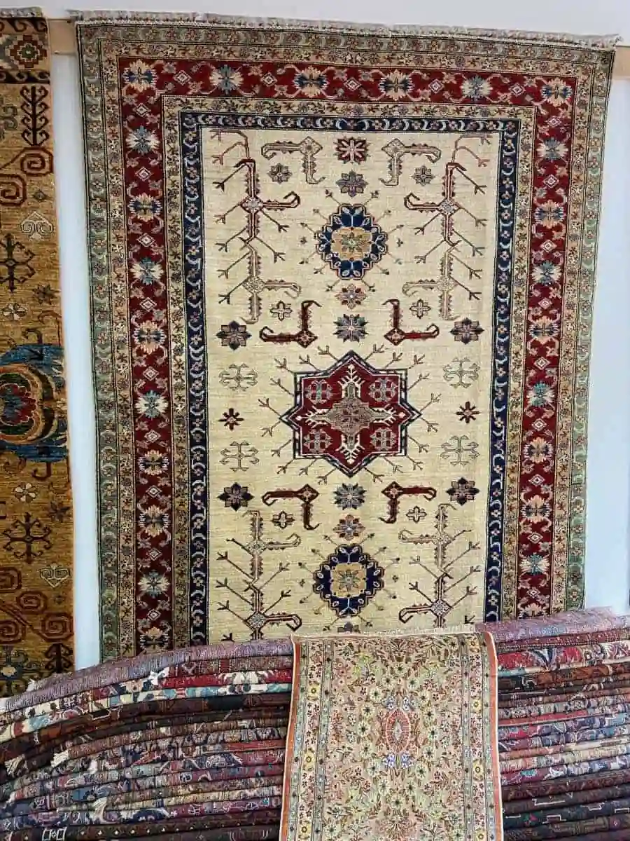 Ziegler Teppich und Hereke aus reiner Seide